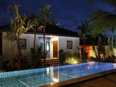 Cocoville Phuket Resort