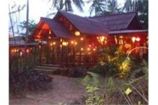 Emerald Bungalow Resort