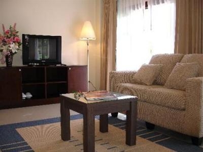 Enjoy’s Beach House Karon