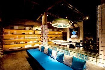 Indigo Pearl Hotel