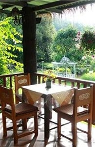 Mae Sa Valley Craft Village Resort