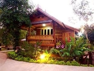 MAM’s Village Hotel