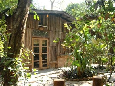 Mom Chailai Forest Retreat Resort