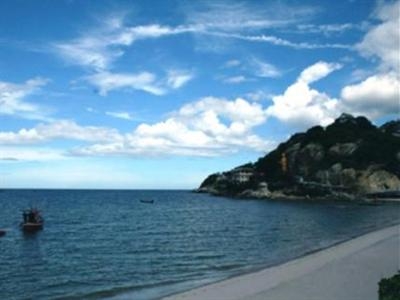Nern Chalet Beachfront Hotel