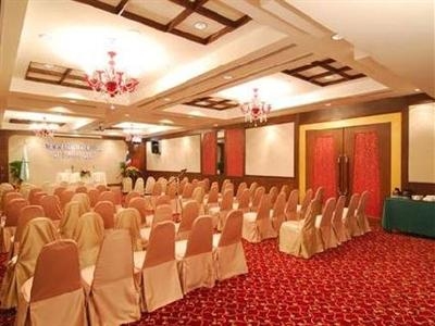 New World City Hotel