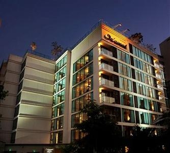Oakwood Residence Sukhumvit 24 Hotel