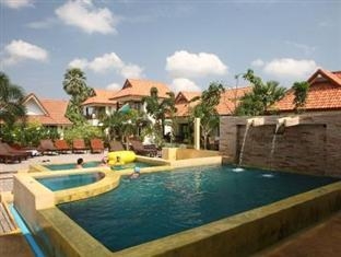 Pulsawat Palm Resort