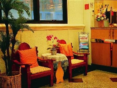 Sam’s Lodge Hotel
