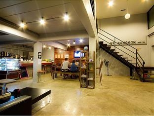We Bangkok Hostel