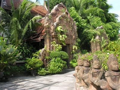 White House Beach Resort & Spa